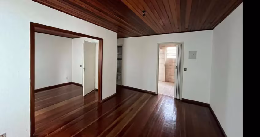 Apartamento com 3 quartos à venda na Rua Padre João Batista Reus, 3347, Camaquã, Porto Alegre