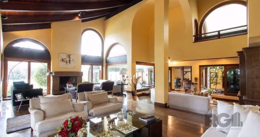 Casa para venda - 645m², 4 dormitórios, sendo 4 suites, 11 vagas - tristeza