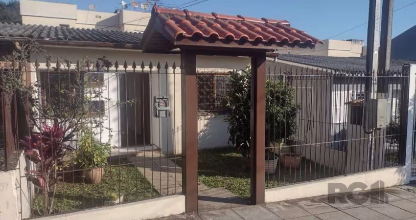 Casa 2 dormitórios, 1 vaga, Bairro Vila Cachoeirinha