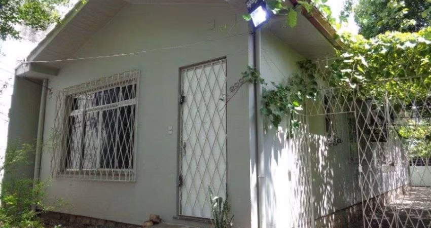Casa para Venda - 200m², 3 dormitórios, 2 vagas - Navegantes