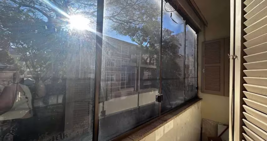 Apartamento com 2 quartos à venda na Rua Sarmento Leite, 1052, Centro Histórico, Porto Alegre