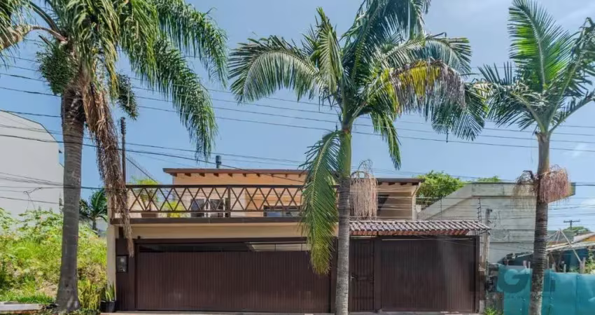 Excelente casa a venda no bairro Ipanema, 3 dormitórios com suíte e 8 vagas de garagem!