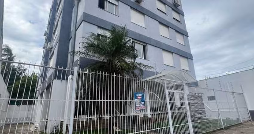 Cobertura semímobiliada no coração do bairro Menino Deus, em Porto Alegre a venda.