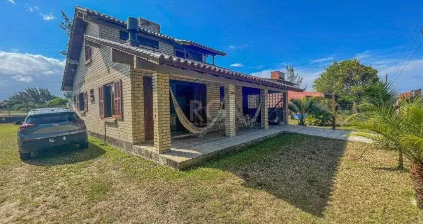 Casa com 4 quartos à venda na Rua Santa Rosa, 69, Rondinha, Arroio do Sal