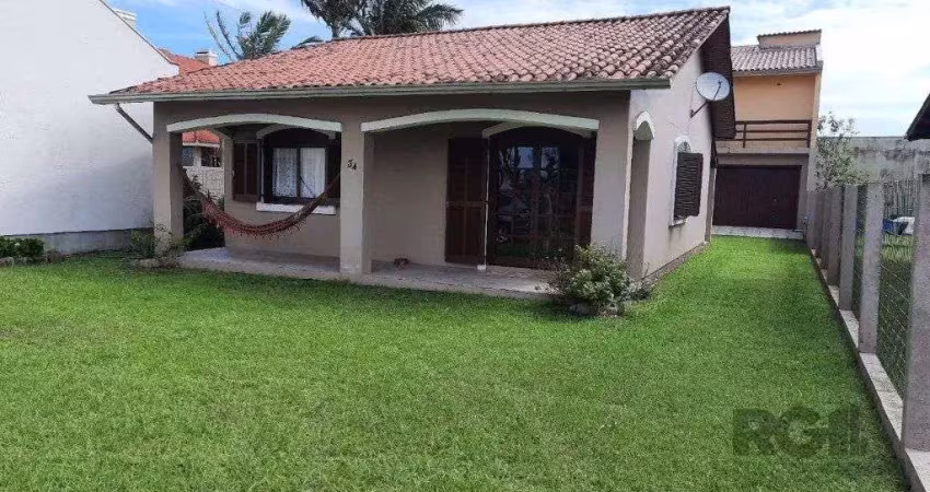 Casa com 4 quartos à venda na Rua Santa Maria, 34, Balneário  Atlântico, Arroio do Sal