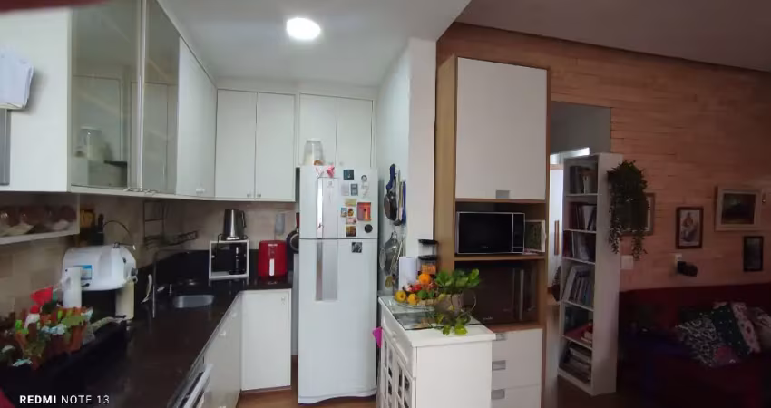 Sala e quarto totalmente reformado