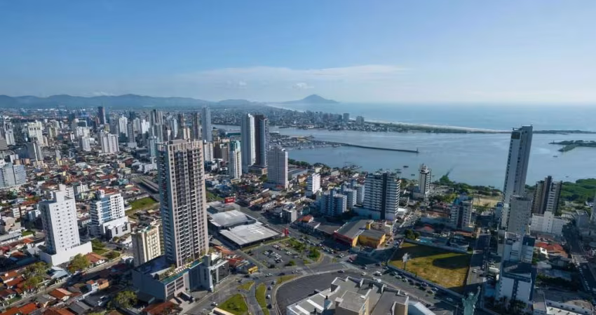 Apartamento para Venda em Itajaí, Centro, 3 dormitórios, 1 suíte, 2 banheiros, 2 vagas