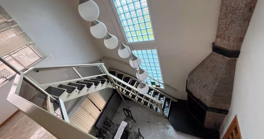 Casa para Locação em Itajaí, São João, 4 dormitórios, 1 suíte, 4 banheiros, 5 vagas