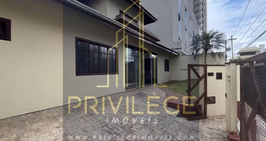 Casa para Locação em Itajaí, Centro, 6 dormitórios, 1 suíte, 3 banheiros, 2 vagas