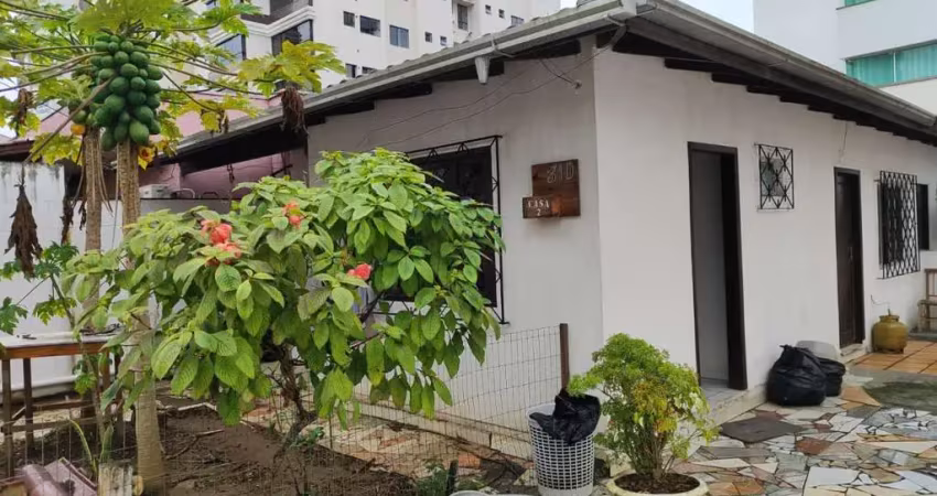 Kitnet para locação em itajaí, são joão, 1 dormitório, 1 banheiro