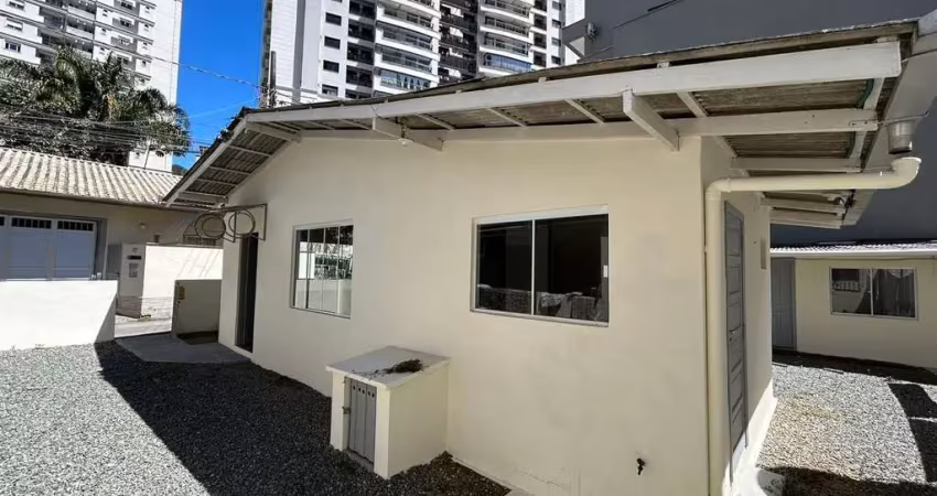 Casa com 3 quartos para alugar na Servidão João Manoel Francisco, 44, Fazenda, Itajaí