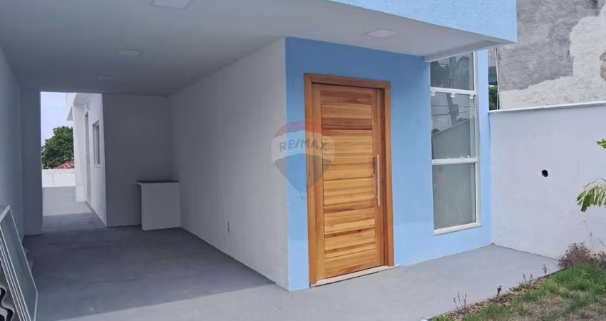 Casa de dois dormitórios com suíte no Parque Nanci.