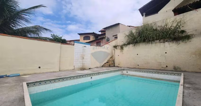 Casa com 3 quartos à venda no Centro, Maricá 