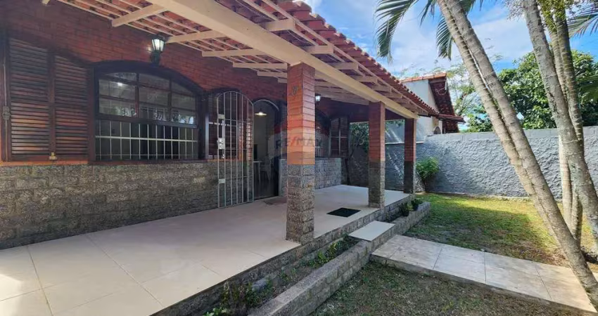 Casa dos sonhos em ponta negra, maricá: 3 quartos e jardim!