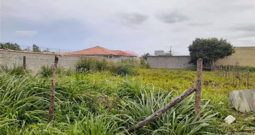Terreno à venda no Jardim Atlântico, Maricá 