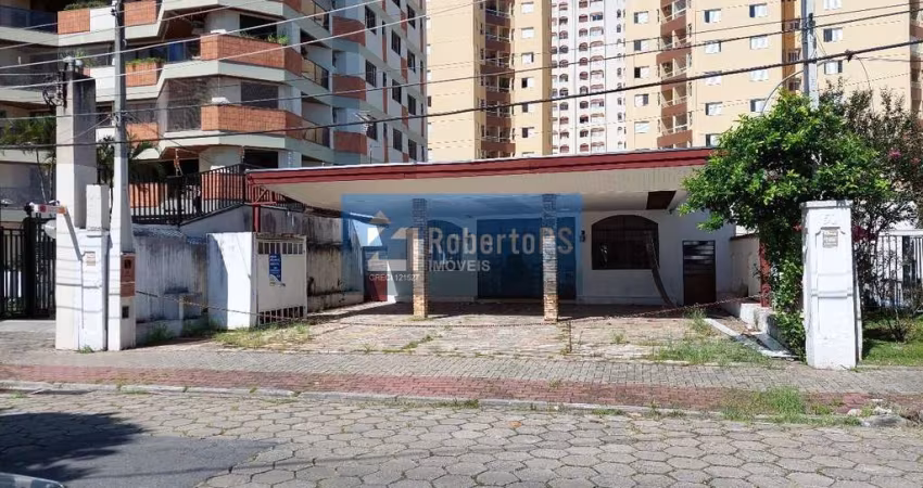 Aluga ou vende-se excelente casa térrea para fins comercial ou residencial  muito bem localizada na Vila Adyanna