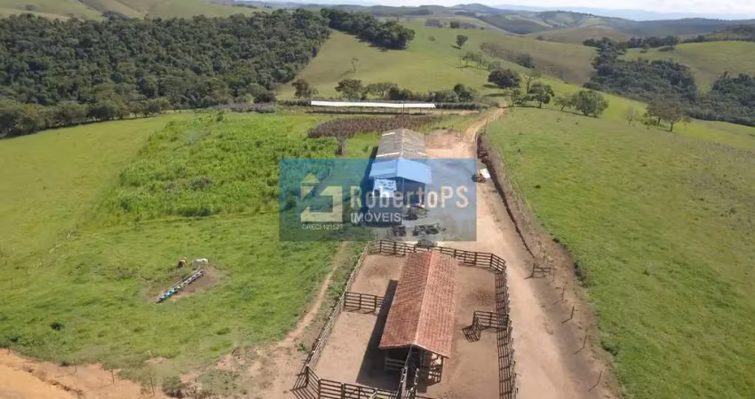 Fazenda espetacular em serranos, localizada em minas gerais