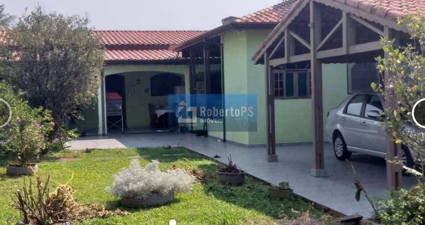 Linda casa térrea em Caraguatatuba com 3 dormitórios, 500 metros da praia.