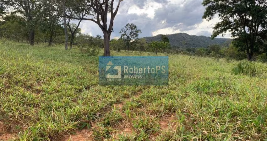 Fazenda de gado à venda na região de Paracatu - MG com 212 hectares