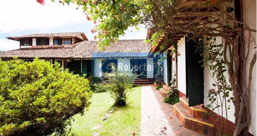 Maravilhoso Hotel fazenda  à venda em meio a natureza