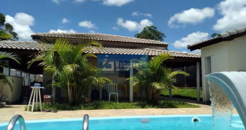 Chácara à venda em caçapava-sp, bairro boa vista:  casa  150 m2, 2 quartos, 3 salas, 2 banheiros, 10 vagas de garagem,  área total 1.204,00 m2.