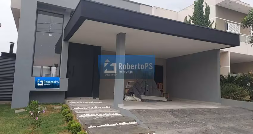 Maravilhosa casa térrea em condomínio fechado repleto de armários