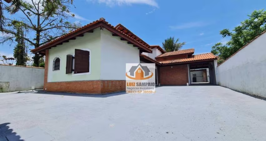 Casa Reformada, 3 quartos (1 suite), piscina, à venda, Bopiranga,  Itanhaém