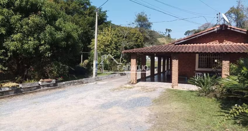 Imagine um espaço de 30.000m² onde seus sonhos de negócio e qualidade de vida se encontram. Apresentamos um imóvel excepcional em Piedade-SP,