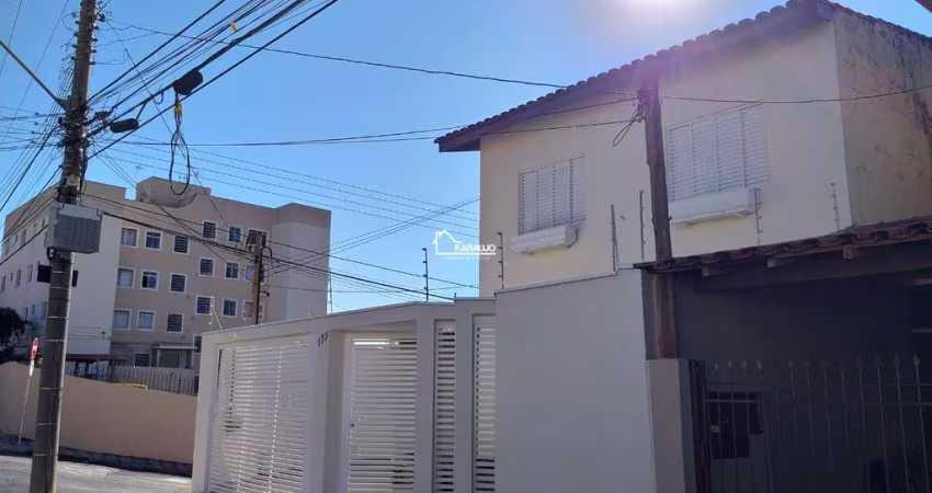 Sobrado à venda no Jardim Europa, Sorocaba | 5 quartos, suíte, home office, garagem para 4 carros | Excelente para morar ou investir!