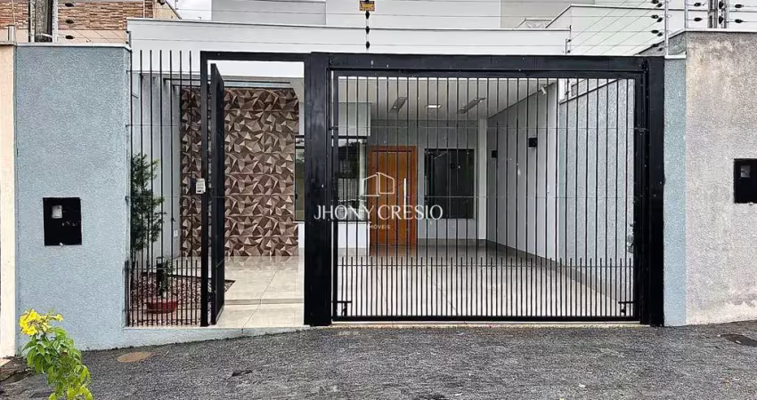 Casa à venda em Maringá, próximo do centro, estuda permuta.