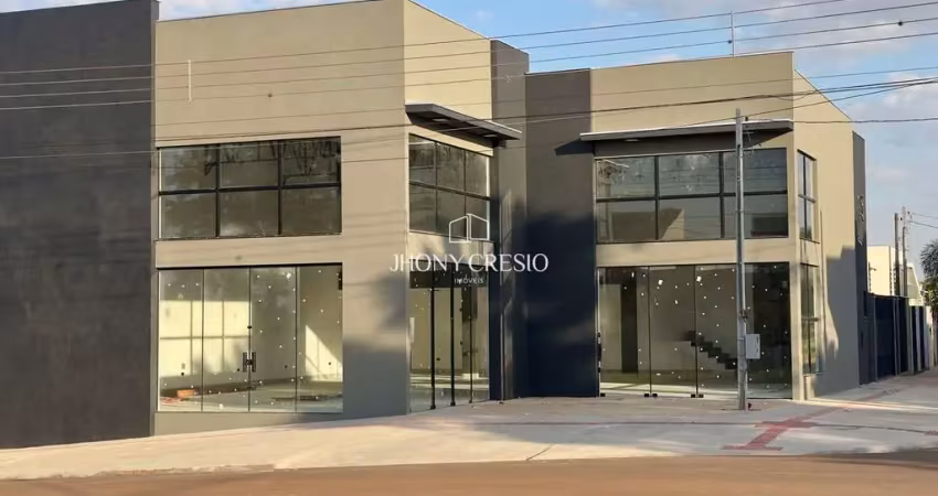 Sala comercial térreo, com 300metros de construção.
