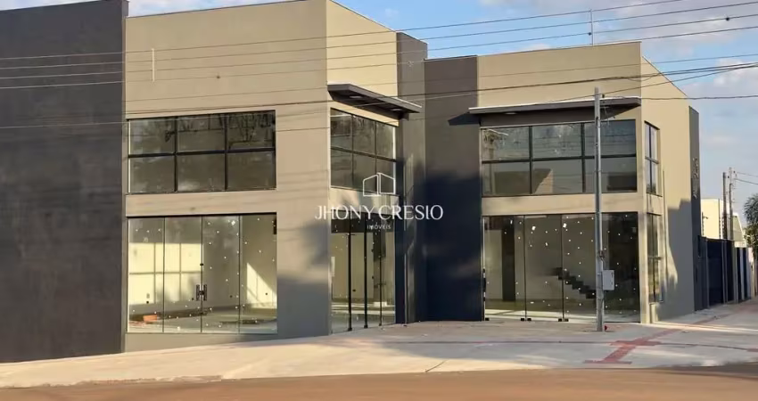Sala comercial térreo, com 300metros de construção.