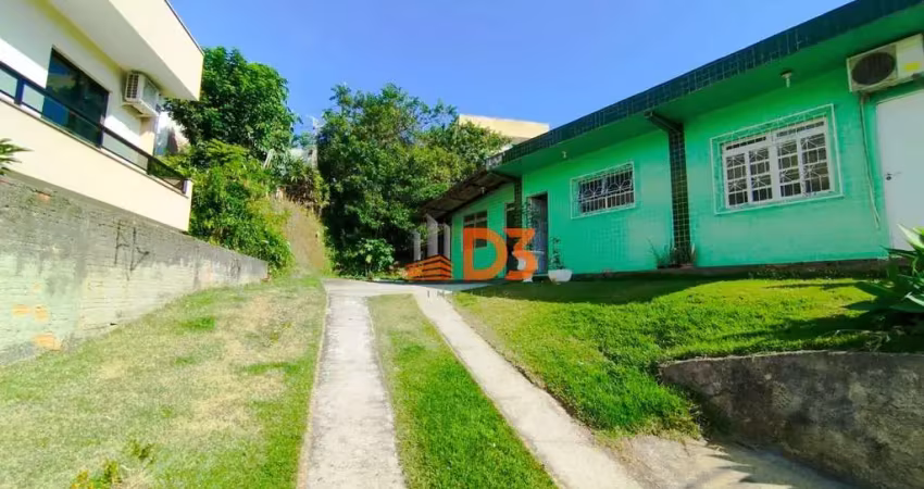 Casa com 2 quartos para alugar no Ariribá, Balneário Camboriú 