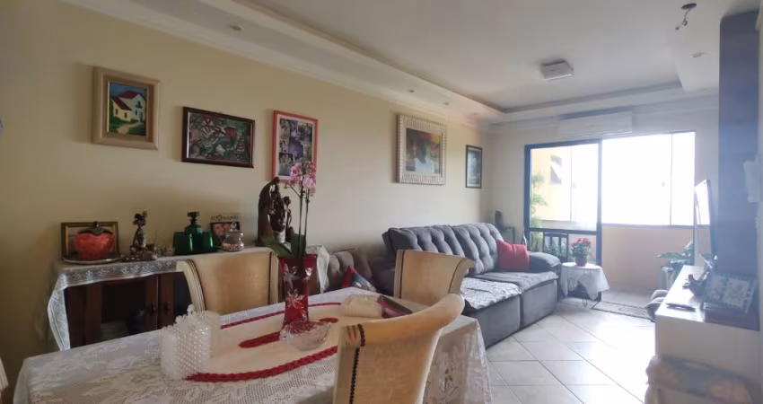 Apartamento 2 dormitórios vista mar em Coqueiros