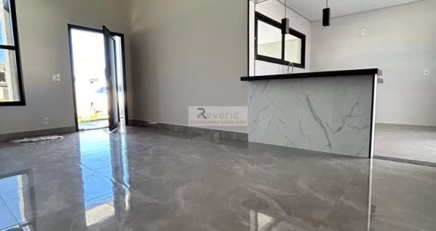 Casa em Condomínio de Luxo no Residencial Evidências em Indaiatuba-SP: 3 quartos, 1 suíte, 4 banheiros, 4 vagas - 186m².