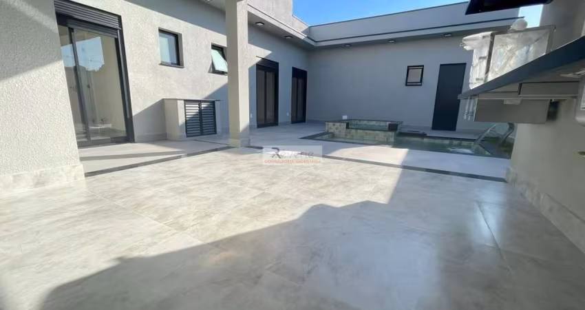 Casa de alto padrão em condomínio no bairro Colinas de Indaiatuba, SP - 3 suítes, 2 vagas, 196m². Imperdível!