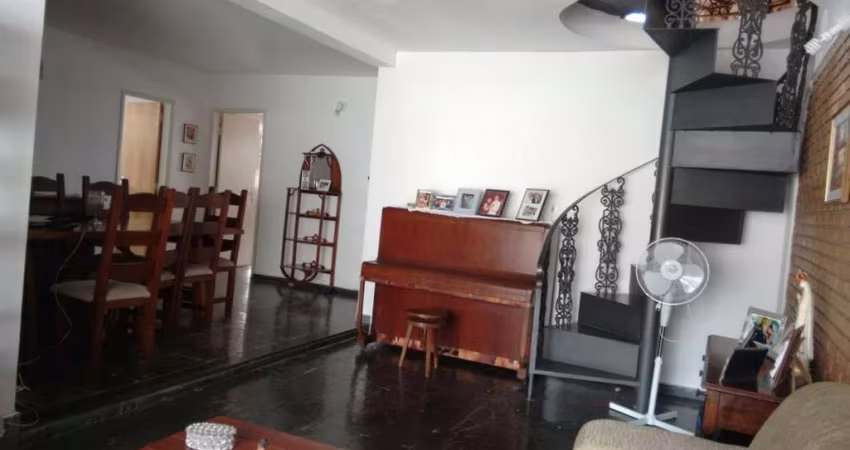 Casa para Venda em Taubaté, Jardim das Nações, 3 dormitórios, 1 suíte, 2 banheiros, 2 vagas