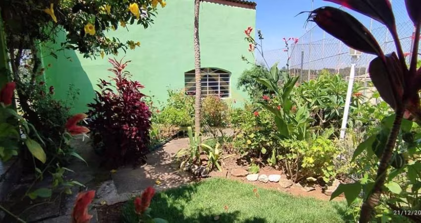 Chácara para Venda em Taubaté, Loteamento Chácaras Ingrid, 7 dormitórios, 5 suítes, 7 banheiros, 10 vagas