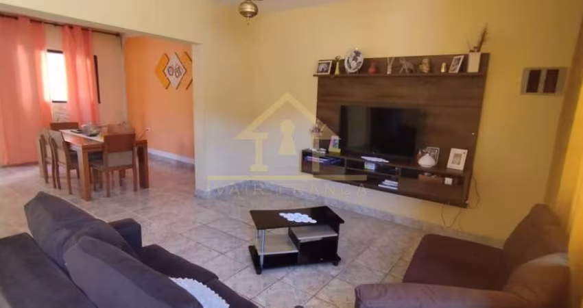 Casa para Venda em Natividade da Serra, Centro, 4 dormitórios, 2 banheiros, 2 vagas
