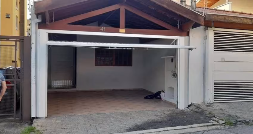 Casa para Venda em Taubaté, Granja Daniel, 2 dormitórios, 1 suíte, 2 banheiros, 1 vaga