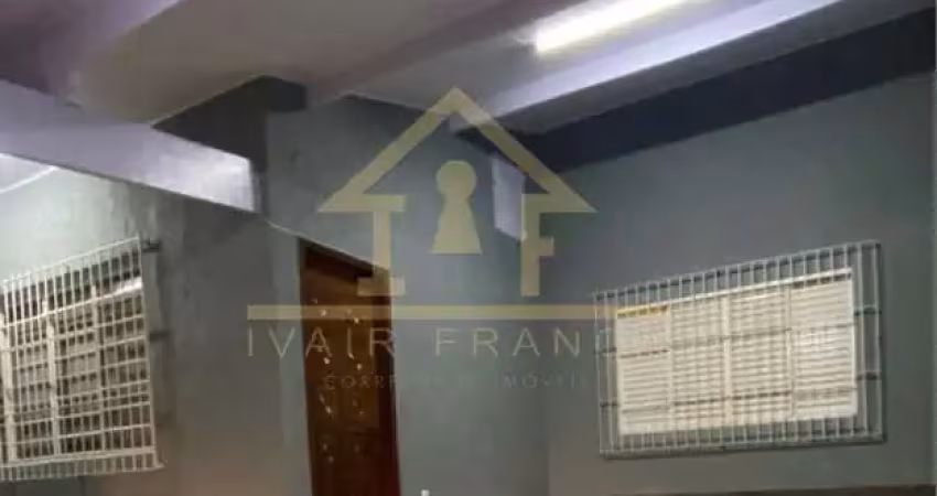 Casa para Venda em Taubaté, Parque São Cristóvão, 3 dormitórios, 1 suíte, 2 banheiros, 2 vagas