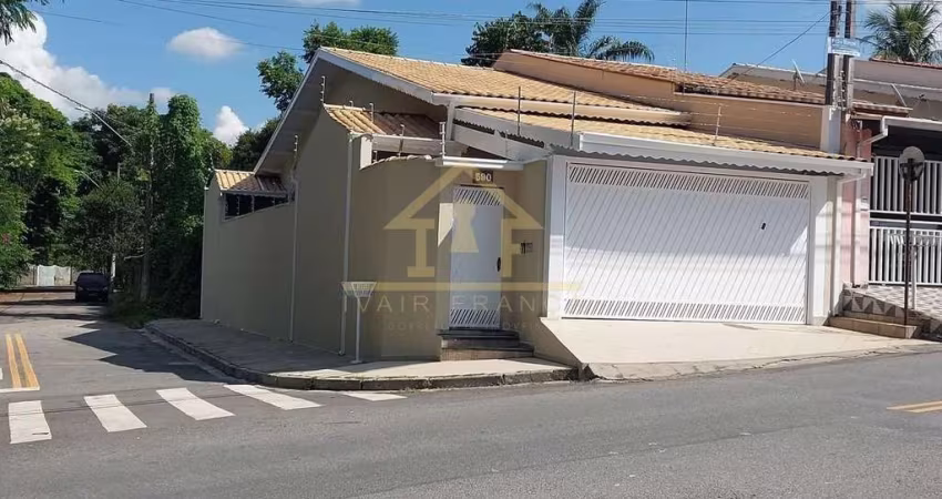 Casa para Venda em Taubaté, Parque Senhor do Bonfim, 2 dormitórios, 1 suíte, 2 banheiros, 2 vagas