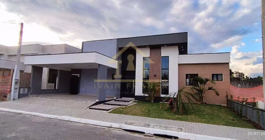 Casa em Condomínio para Venda em Tremembé, Loteamento Residencial Parque das Araucárias, 3 dormitórios, 1 suíte, 2 banheiros, 2 vagas