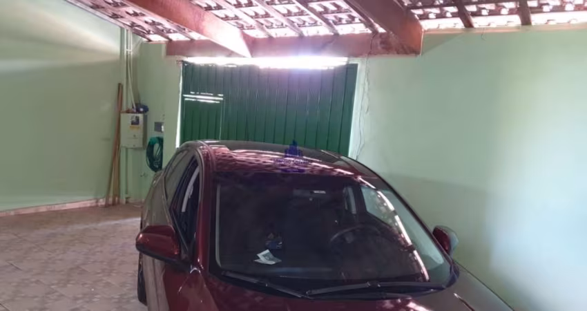 CASA TRÊS DORMITÓRIOS SENDO TRÊS SUÍTES - ESPLANADA SANTA HELENA