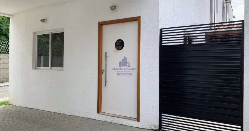 CASA COM 3 DORMITÓRIOS - CONDOMÍNIO CONTEMPORÂNEO