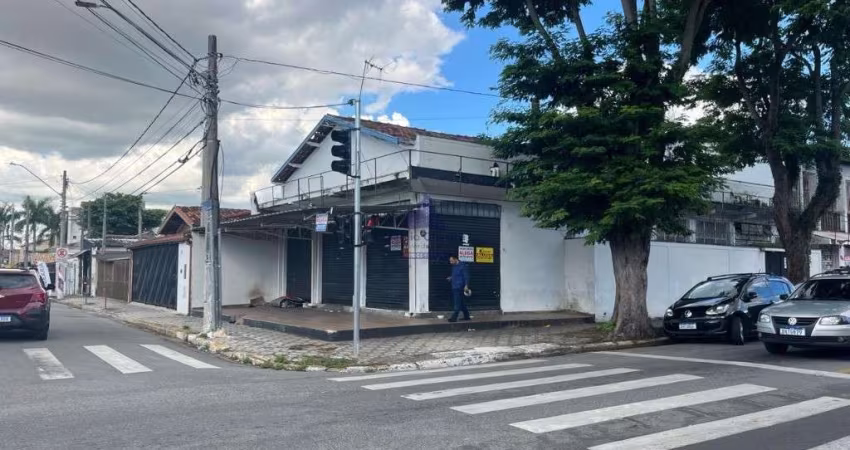 Excelente ponto comercial para locação em Taubaté-SP, bairro Estiva! 2 salas, 3 banheiros, 110m² de área!