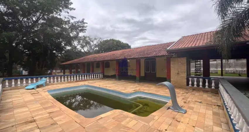 Chácara de luxo à venda em taubaté-sp, bairro barreiro: 3 quartos, 2 suítes, 1 sala, 3 banheiros, 600m².