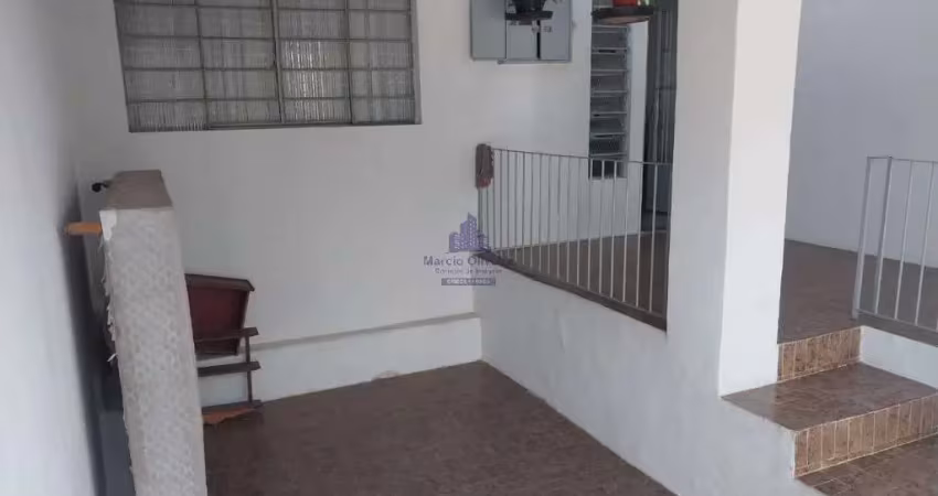 Espetacular Casa à Venda na Vila Iapi em Taubaté-SP  3 Quartos, 2 Banheiros, 1 Vaga de Garagem  110m²