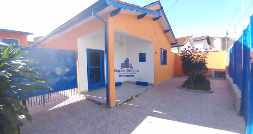 Casa 3 dormitórios - Vila das Graças
