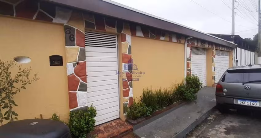 Casa grande a venda com Piscina e excelente área gourmet.
